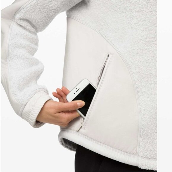 Lululemon Go Cozy Jacket - Picture 10 of 15
